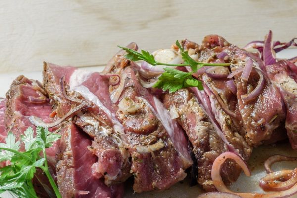 Carne mai sănătoasă decât carnea de vită și de porc. Ușor de cumpărat, dar puțini aleg să o facă