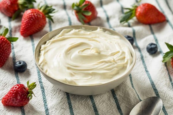 Aceasta crema de mascarpone este baza pentru un desert delicios.