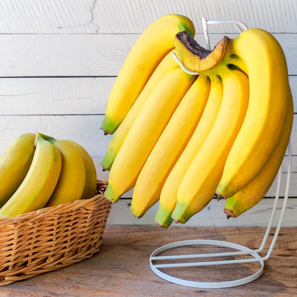 Le banane resisterà più a lungo e rimarranno fresche questa primavera senza diventare marroni se le conservate in questo modo.