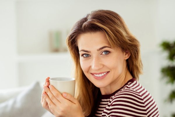 Această băutură ajută la pierderea părților. Două ingrediente sunt suficiente pentru a se bucura de o figură frumoasă