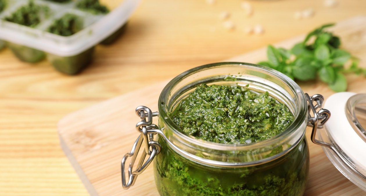 Vindecarea pesto cu un plus crocant. Acționează asupra ficatului ca o umbrelă de protecție, ajută la digestie